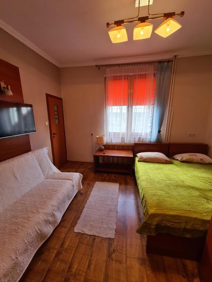 Auberge de jeunesse Gosciniec Halka à Zwardoń Extérieur photo